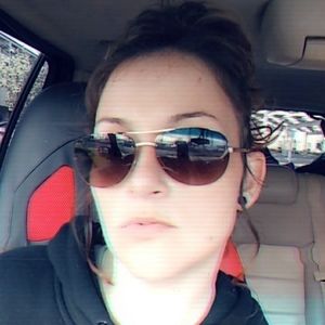 Meet your Posher, Brandi